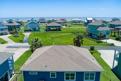 A home in Crystal Beach