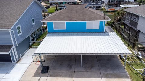 A home in Bayou Vista