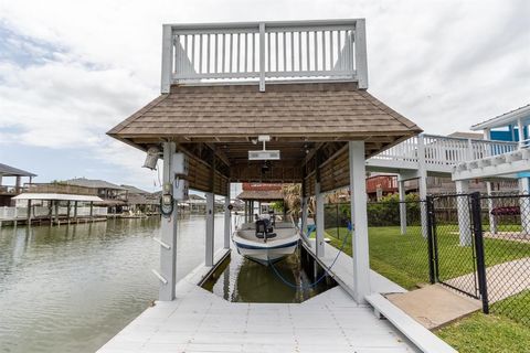 A home in Bayou Vista