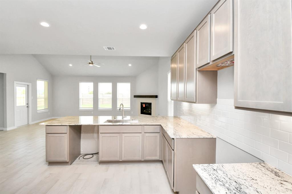 19707 Isola Breeze Drive Dr, Hockley, Texas image 14