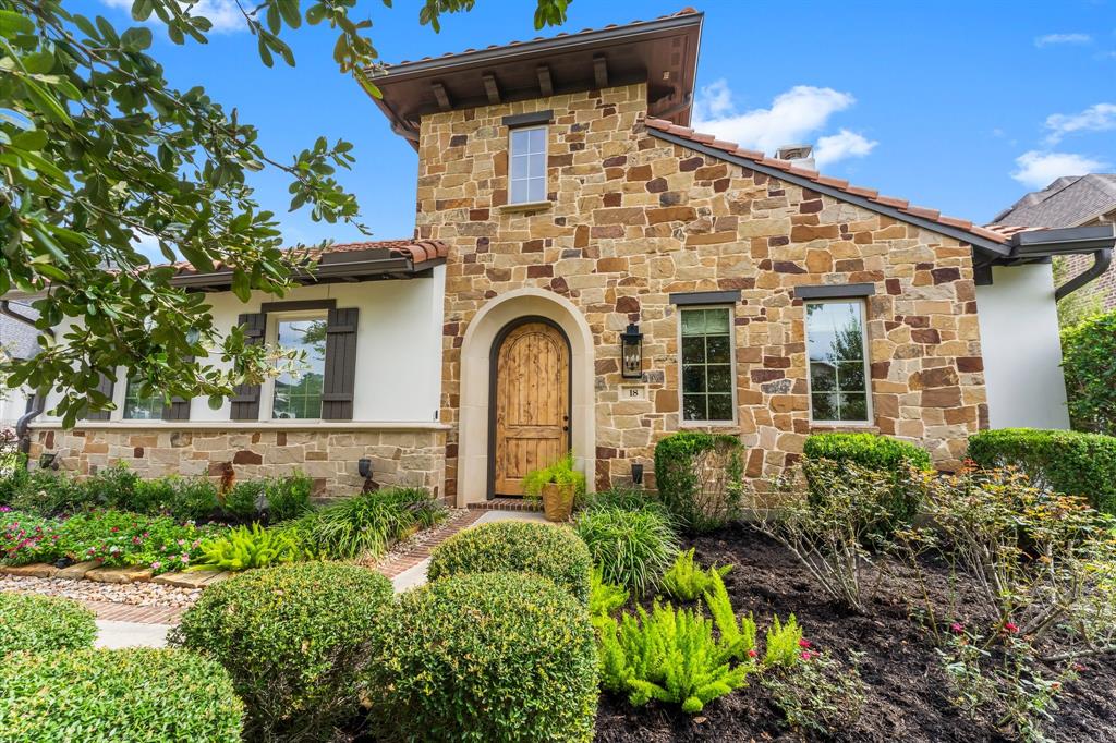 18 Hollyflower Place, The Woodlands, Texas image 10