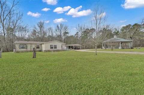 250 Bowling Road Oakhurst TX 77364