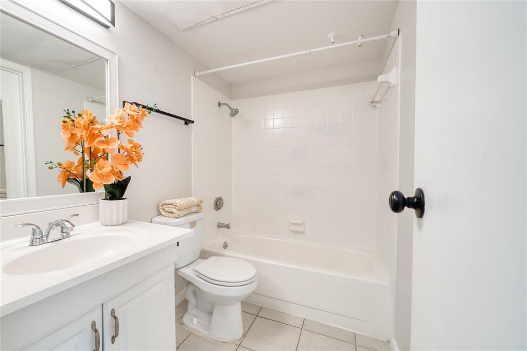 6001 Reims Road #209, Houston, Texas image 9