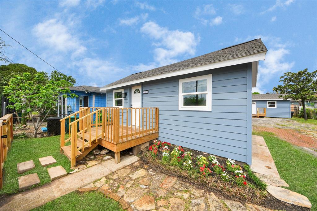 7725 Avenue H, Houston, Texas image 31
