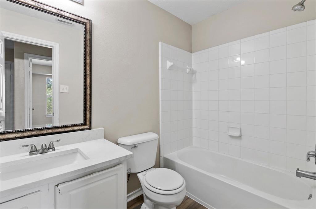 17242 Oakwood Chase Drive, Spring, Texas image 23