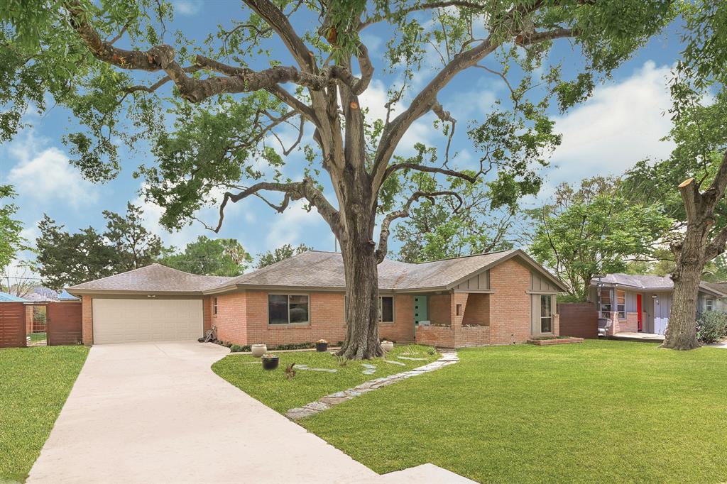 8807 Cadawac Road, Houston, Texas image 2