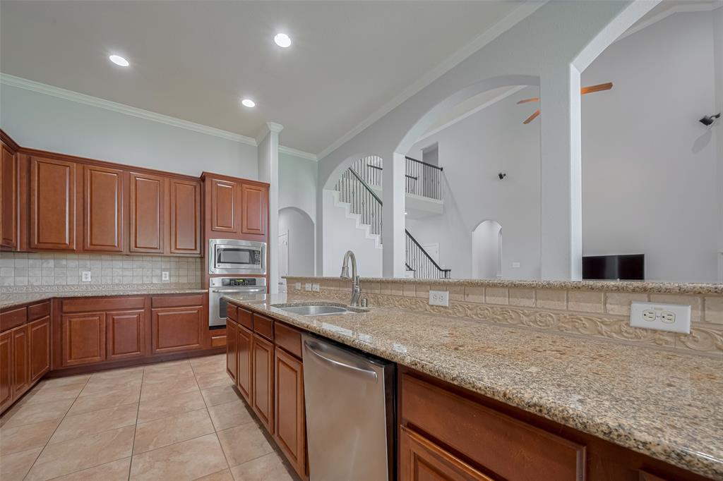 14727 Bronze Finch Drive, Cypress, Texas image 22