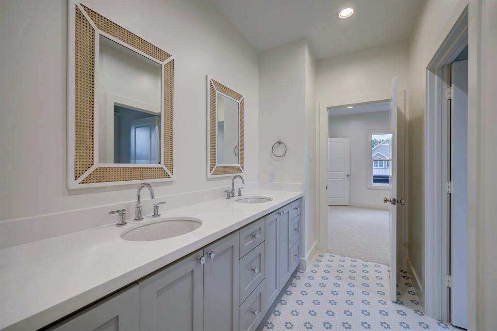 1237 Wakefield Drive, Houston, Texas image 23