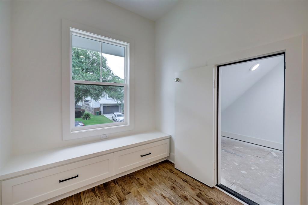 1237 Wakefield Drive, Houston, Texas image 29