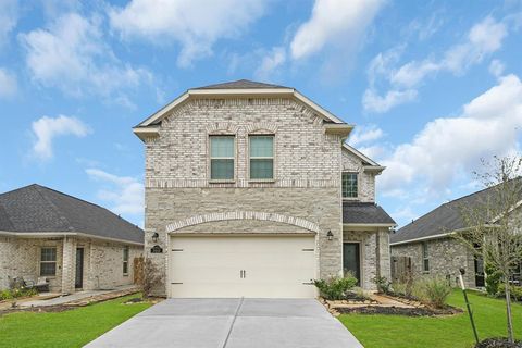 Single Family Residence in Fulshear TX 31618 Brown Fern Drive.jpg
