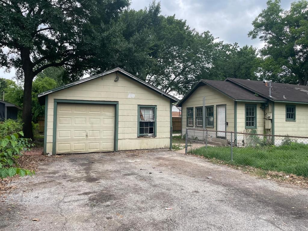 514 7th Street, Humble, Texas image 2