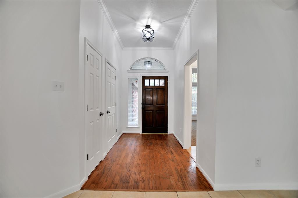 67 N Winterport Circle, The Woodlands, Texas image 7