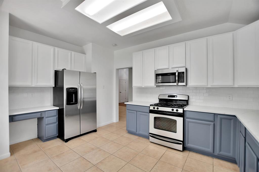 67 N Winterport Circle, The Woodlands, Texas image 21