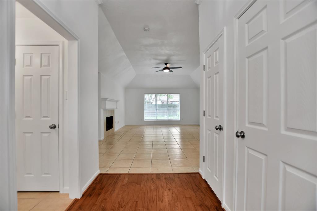 67 N Winterport Circle, The Woodlands, Texas image 6