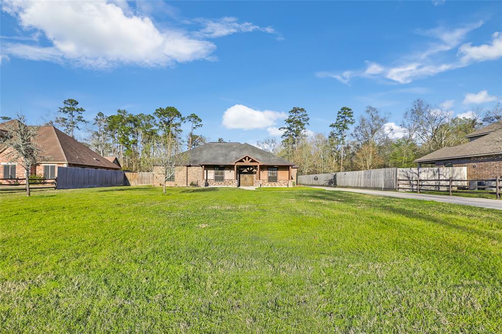28514 Lazy Rock Drive, Huffman, Texas image 3