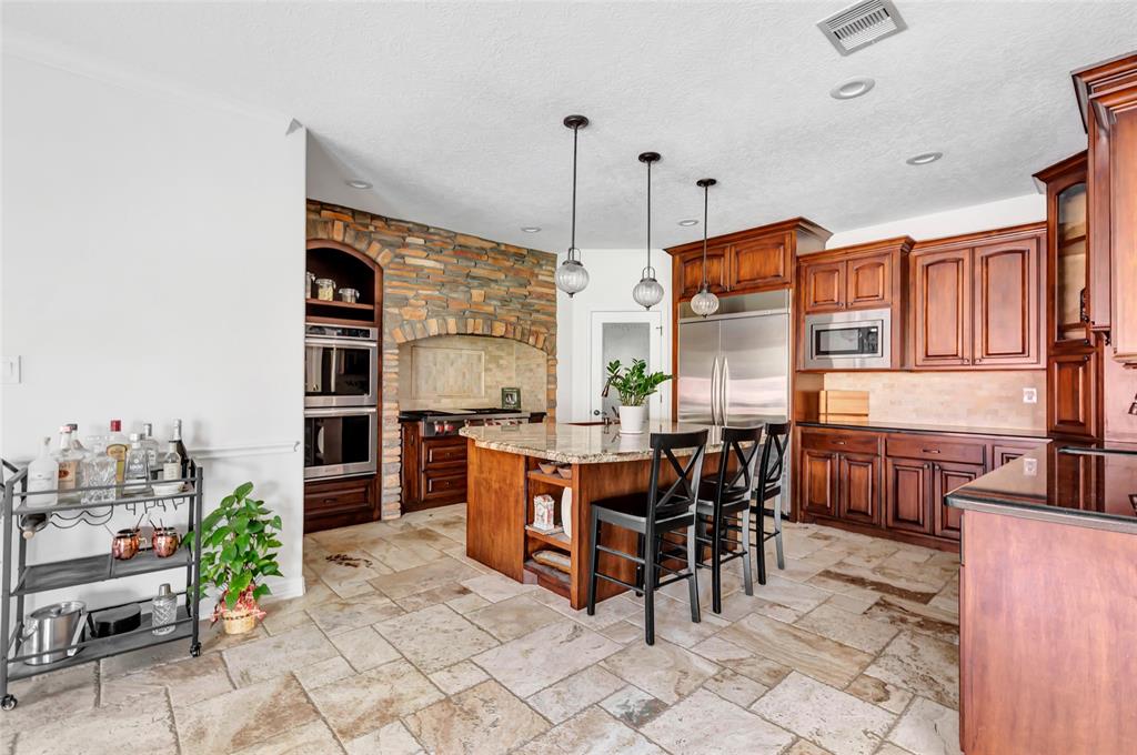 28514 Lazy Rock Drive, Huffman, Texas image 14