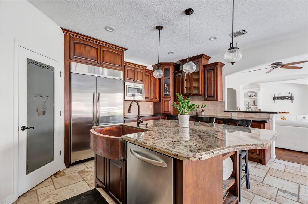 28514 Lazy Rock Drive, Huffman, Texas image 16