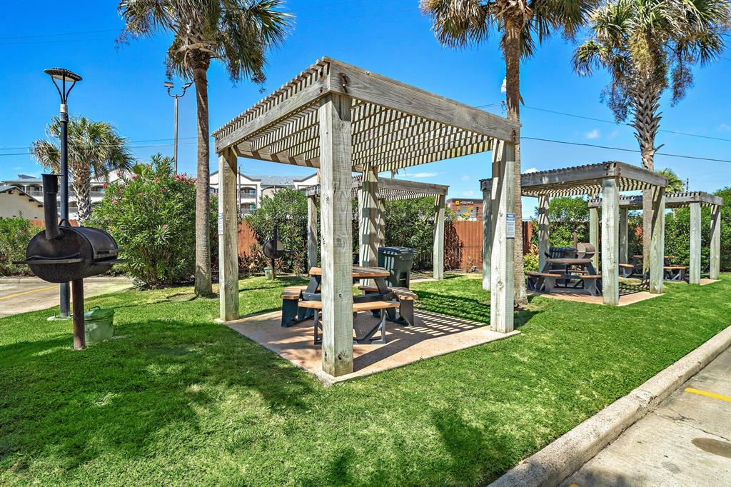 6102 Seawall Boulevard #104, Galveston, Texas image 17