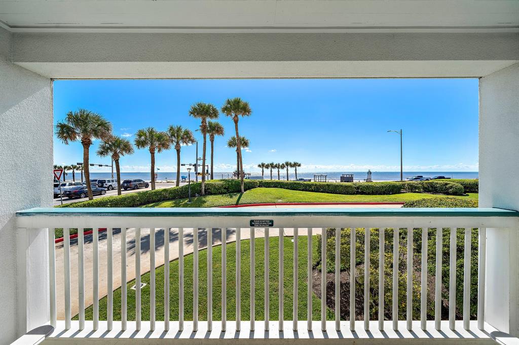 6102 Seawall Boulevard #104, Galveston, Texas image 1