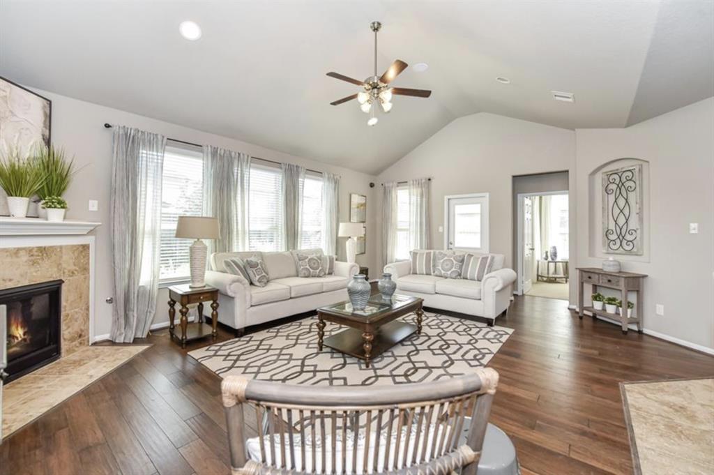 2211 Rosillo Brook Drive