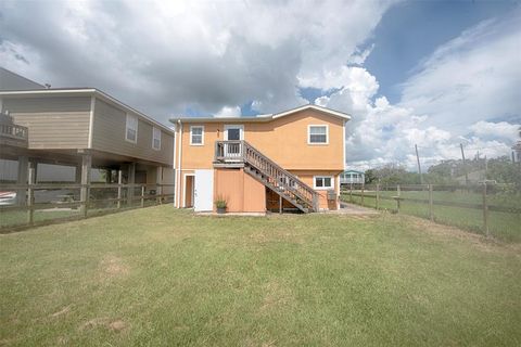 A home in San Leon