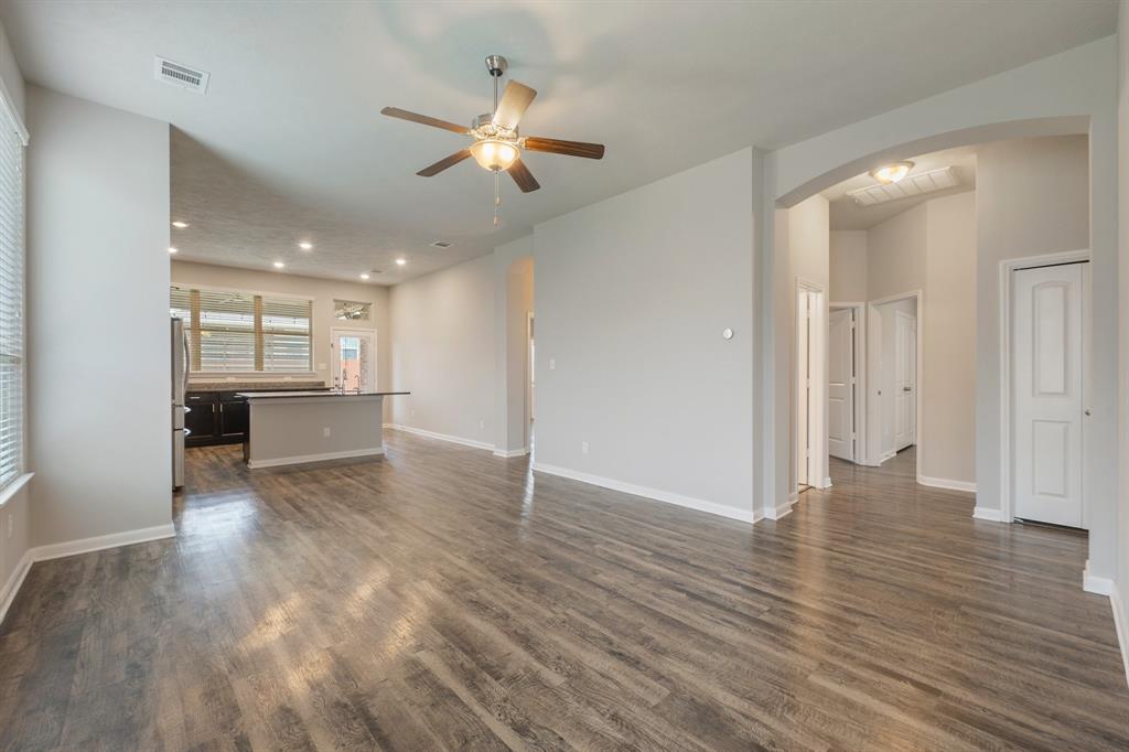 7406 Masters Drive, Navasota, Texas image 3