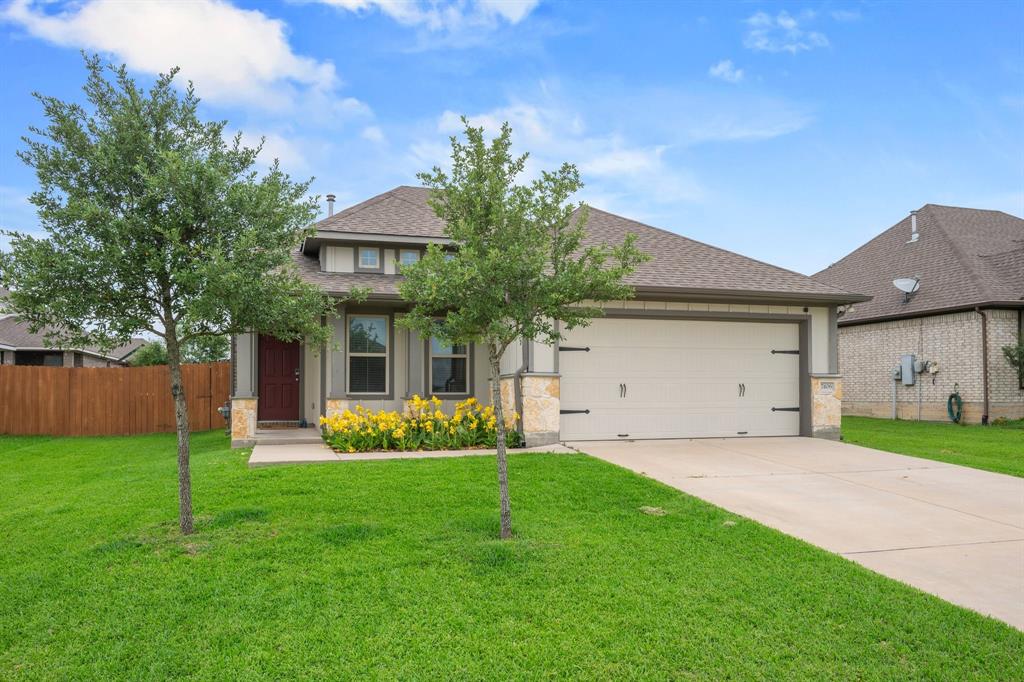 7406 Masters Drive, Navasota, Texas image 1