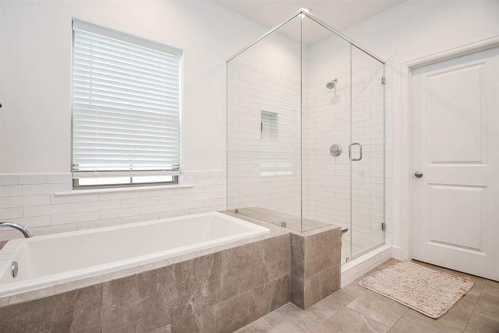 25213 Liberty Mill Drive, Spring, Texas image 27