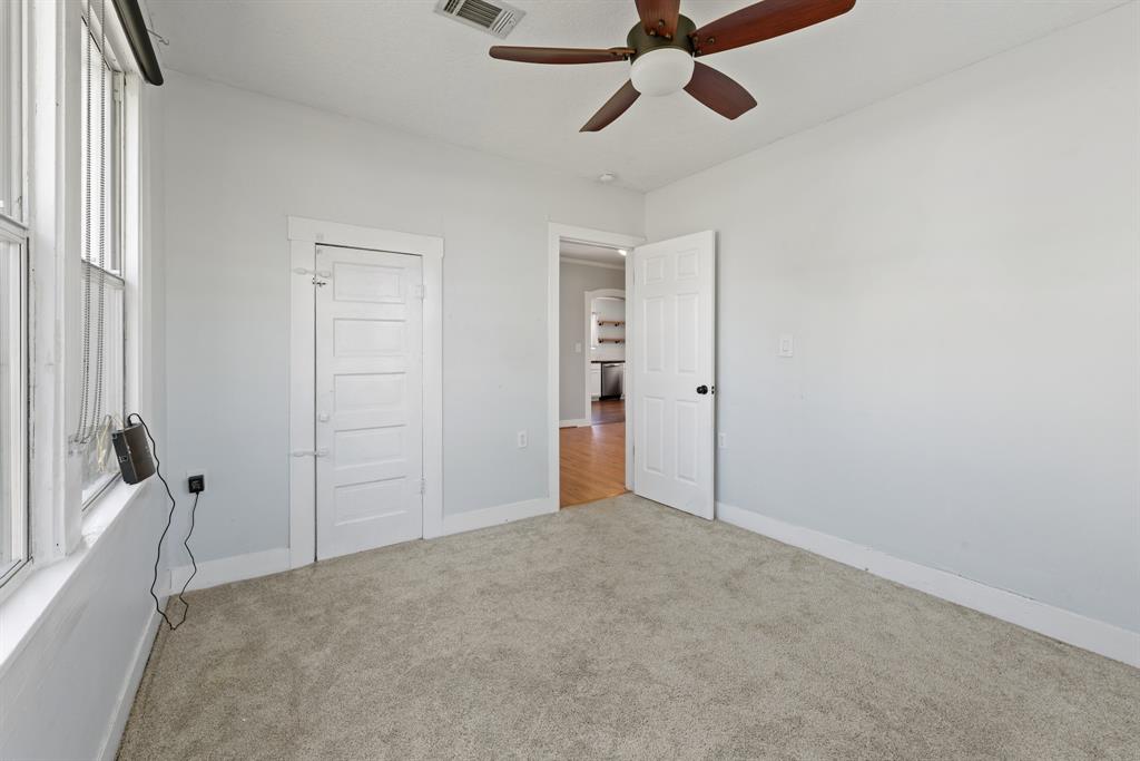 109 Kovar Street, Snook, Texas image 16