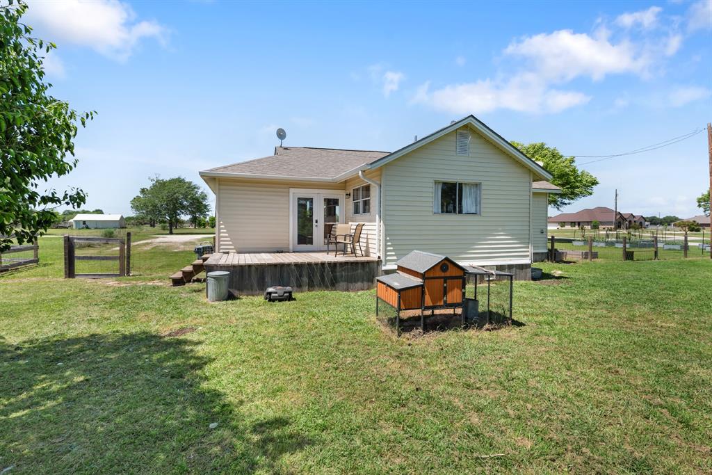 109 Kovar Street, Snook, Texas image 19