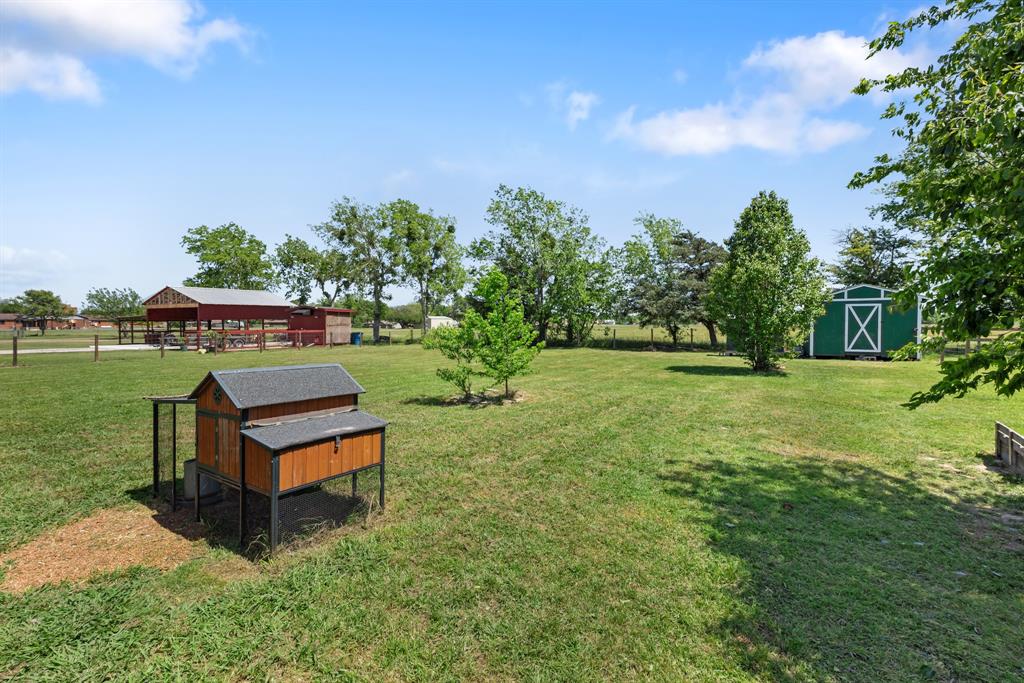 109 Kovar Street, Snook, Texas image 20