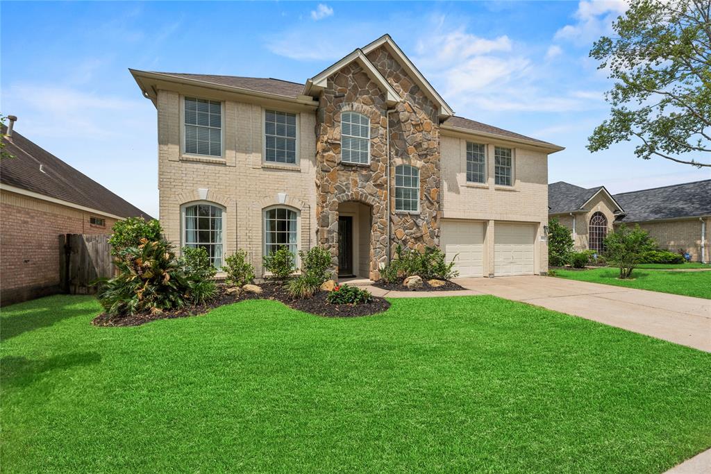 8615 Westcove Circle, Houston, Texas image 1