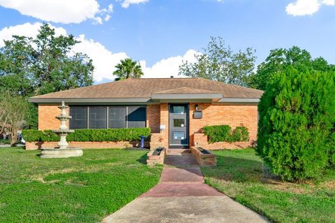 A home in Galena Park