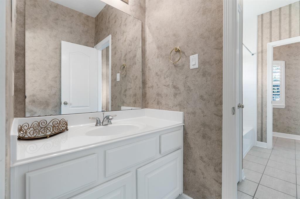 12027 Water Oak Drive, Magnolia, Texas image 32