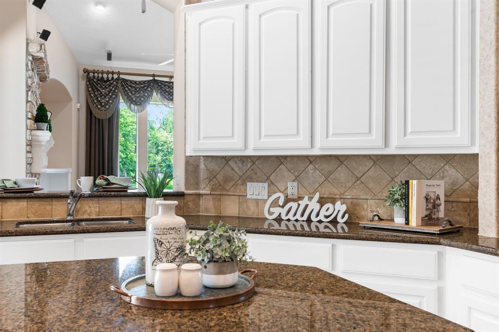 12027 Water Oak Drive, Magnolia, Texas image 17