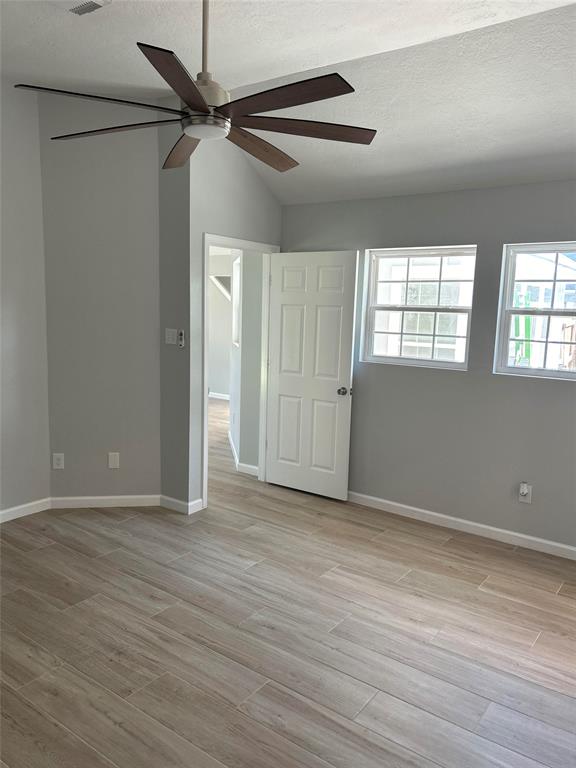 12702 River Bend Drive, Mont Belvieu, Texas image 11