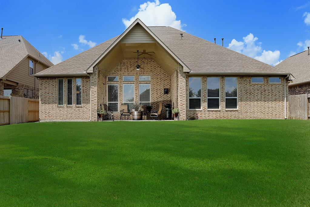 25318 Angelwood Springs Lane, Tomball, Texas image 33