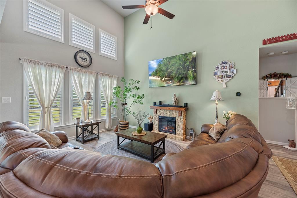42408 Knoll Kingdom Lane, Magnolia, Texas image 12