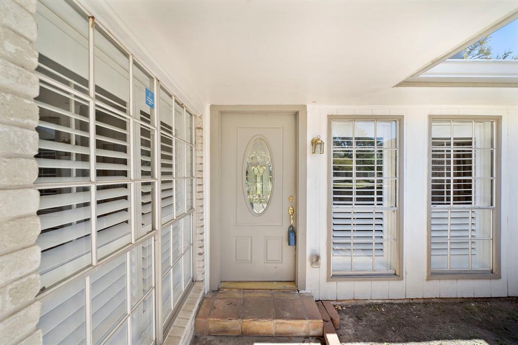 7710 Antoine Drive