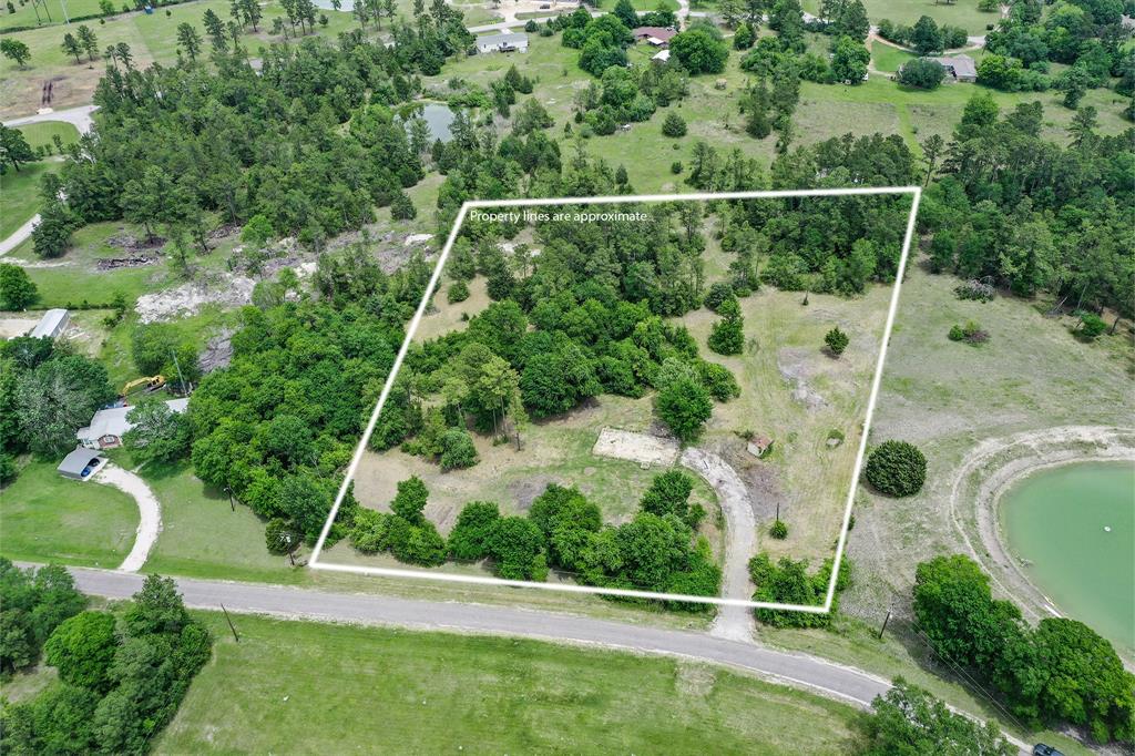 352 Arizona Lane, Huntsville, Texas image 1