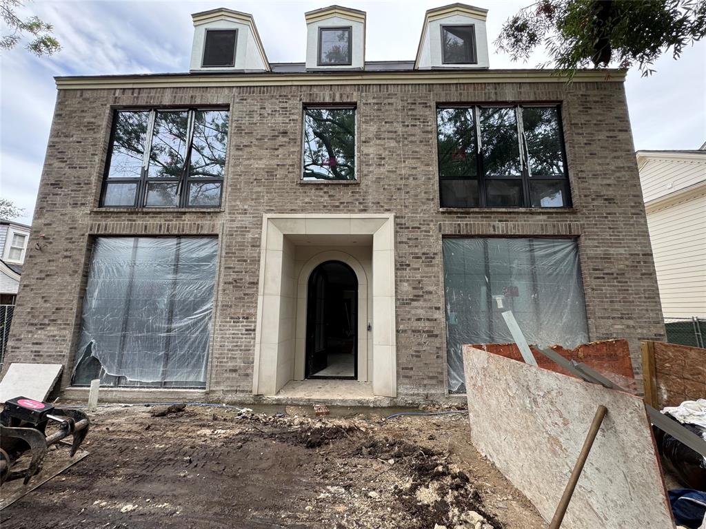 2217 Pelham Drive
