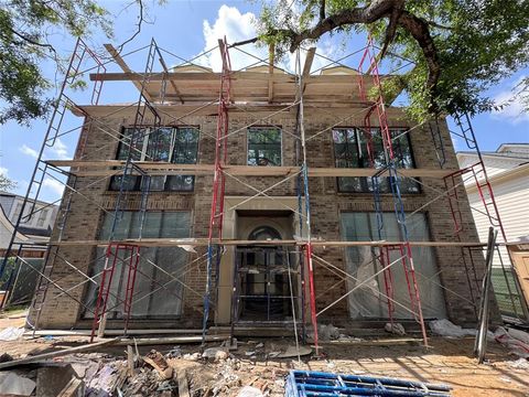 2217 Pelham Drive Houston TX 77019