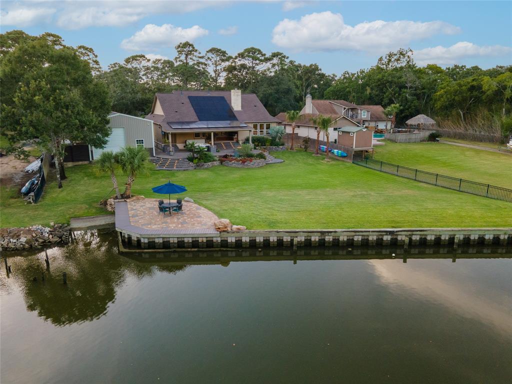 3828 Bayou Circle