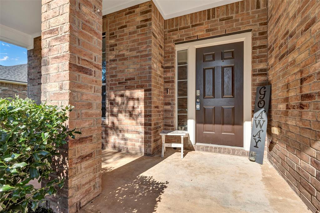 7403 Newport Lane, Pearland, Texas image 3