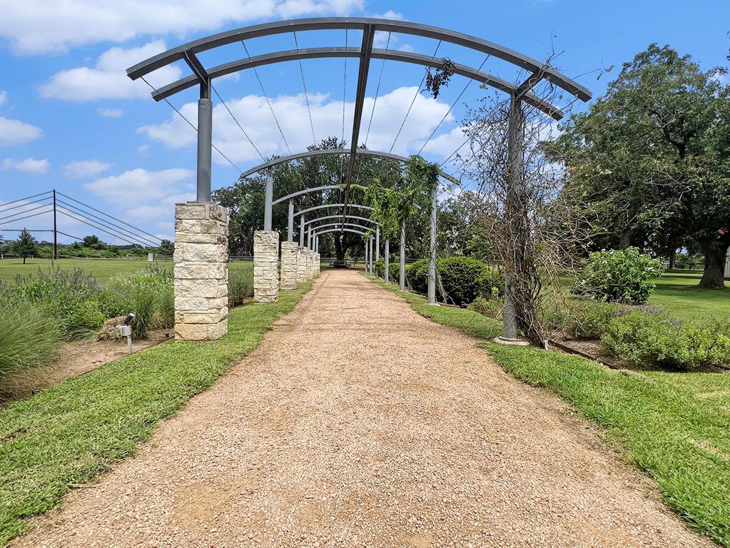 30610 Lower Oxbow Trace Trce, Fulshear, Texas image 9