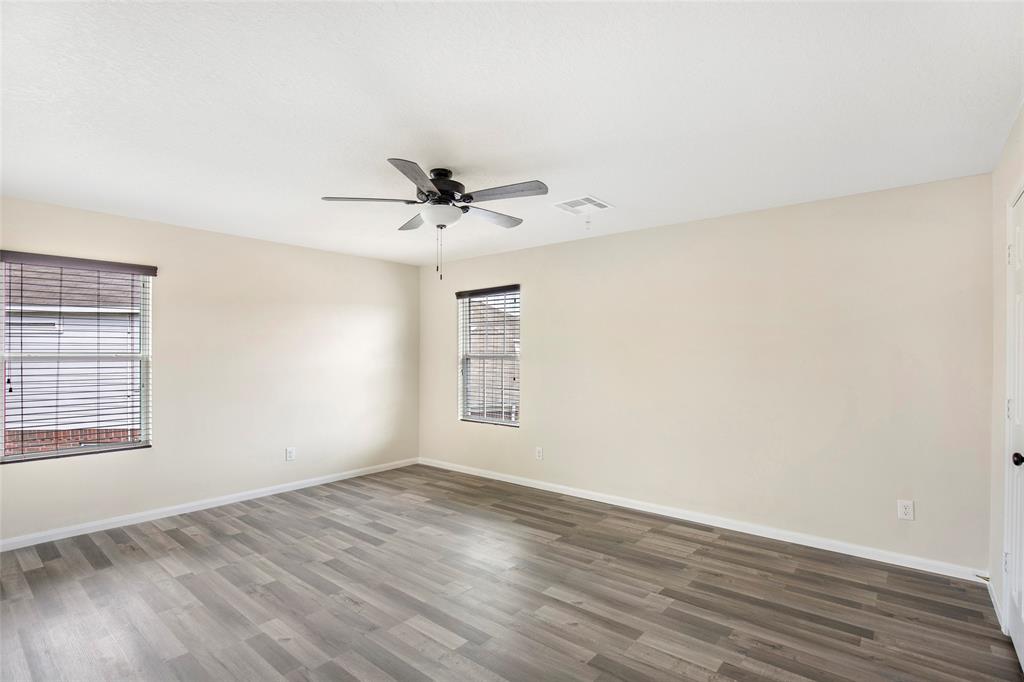 1726 Sun Point Court, Humble, Texas image 25