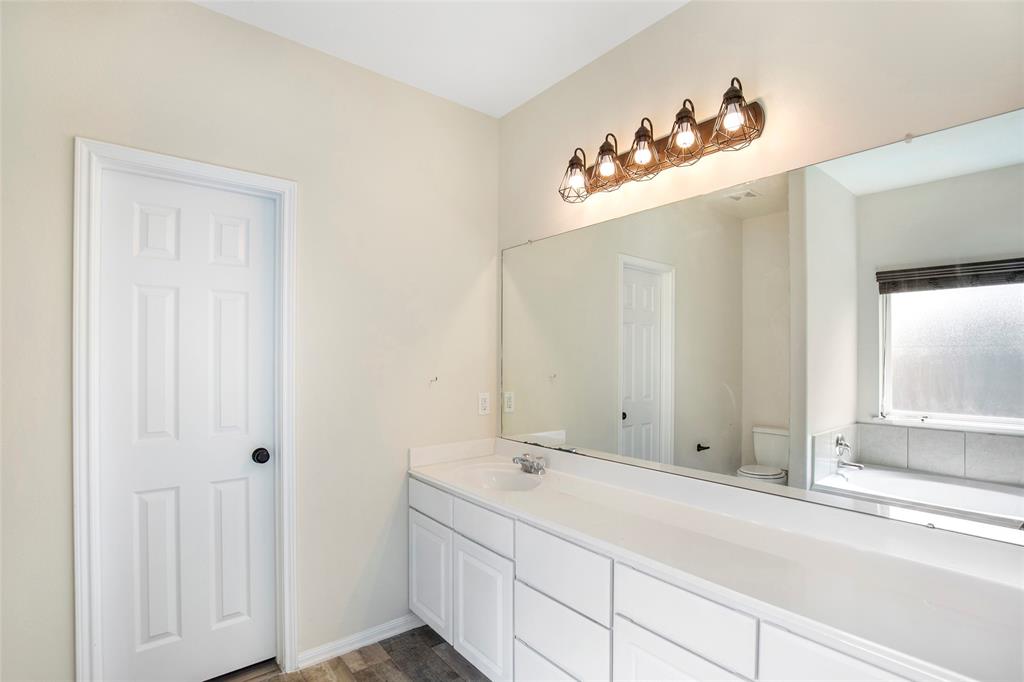 1726 Sun Point Court, Humble, Texas image 20