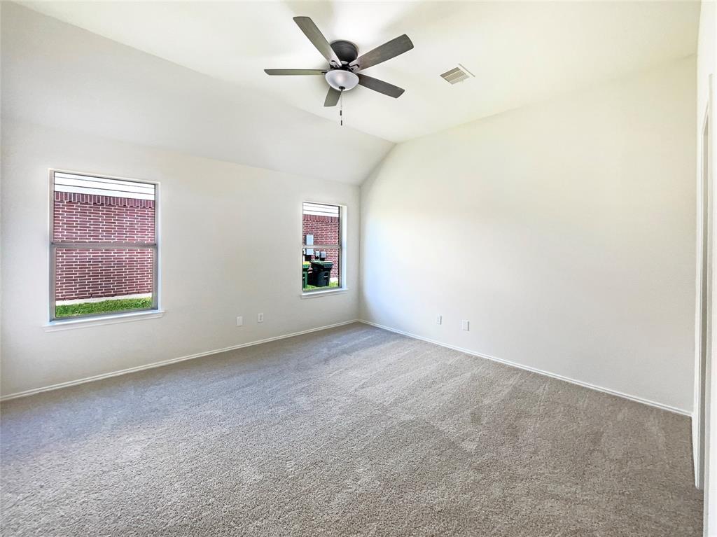 3608 Mahogany Trail, Pearland, Texas image 5