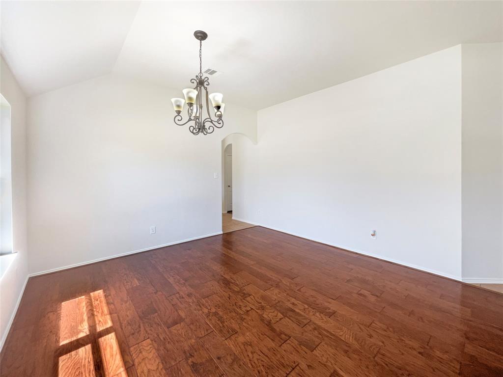 3608 Mahogany Trail, Pearland, Texas image 9