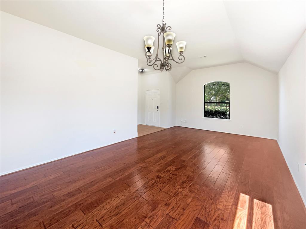 3608 Mahogany Trail, Pearland, Texas image 10